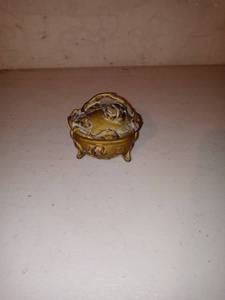 lot 1240 image: Small Vintage Hinged Trinket Box With Ornate Design Marked 1050 On Bottom
