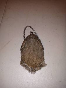 lot 1245 image: Old Timey Chainmail Coin Purse