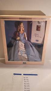 lot 3038 image: Matel Barbie Grand Entrance Collection Original Design by Carter Bryant
