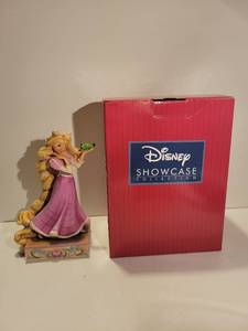 lot 3047 image: Jim Shore Disney Creations Rapunzel