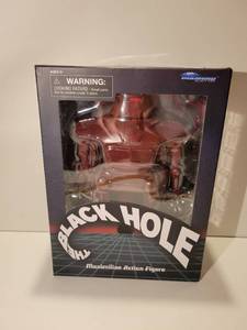 lot 3064 image: Disney THE BLACK HOLE MAXIMILIAN & VINCENT FIGURES Diamond Select Toys NIB