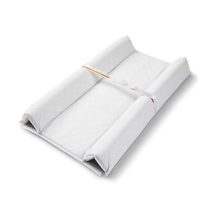 lot 8474 image: Summer Infant 2-in-1 Convertible Baby Changing Pad & Mat
