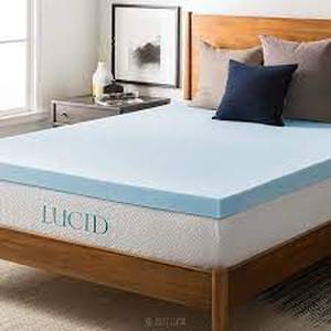 lot 8609 image: Memory Foam Mattress Topper 36W