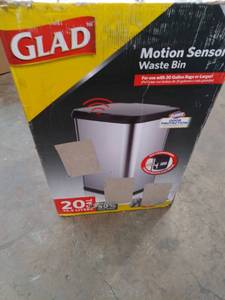 lot 794 image: Motion Sensor Detection Trash Can Garbage Stainless Steel Large Bin Waste 20 Gal