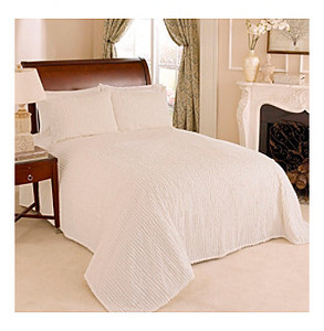 lot 808 image: Beatrice Home Fashons Channel Chenille Bedspread Twin Sage