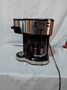 lot 3371 image: Hamilton Beach Coffee Machine