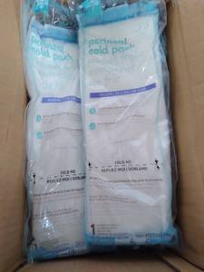 lot 3399 image: Box of Perineal Cold Pack