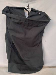 lot 3413 image: Household Essentials Laundry Bag