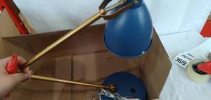 lot 3617 image: Blue Desk Lamp