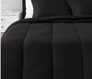 lot 750 image: FRAYLON 90X102 BLACK COMFORTER
