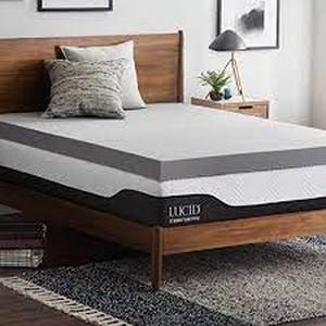 lot 4224 image: Lucid Bamboo Charcoal Memory Foam Mattress Topper