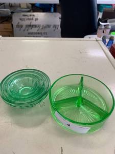 lot 4 image: Vintage Green Depression Glass Divided Relish Dish & Dessert Bowls