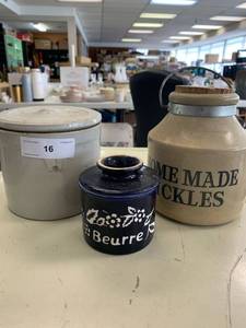 lot 16 image: Antique Jars