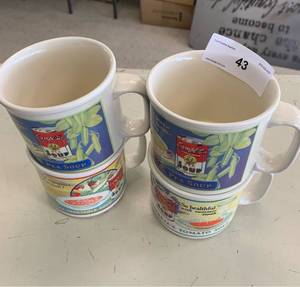 lot 43 image: Campbells Trademark Mugs