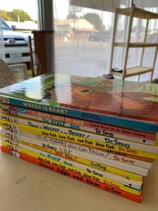 lot 50 image: Bright and Early Books for Beginning Beginners
