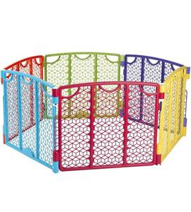 lot 11914 image: Evenflo Play Yard - Over 18.5 square feet and 28� tall