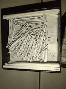 lot 10230 image: Coated White Bobby Pins