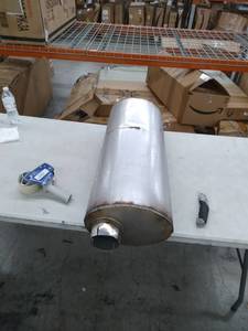 lot 7050 image: Muffler