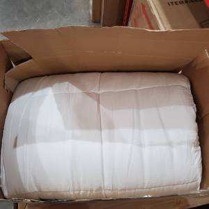 lot 1366 image: FULL SIZE BED TOPPER