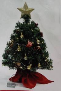 lot 1711 image: Decoratable Christmas Tree