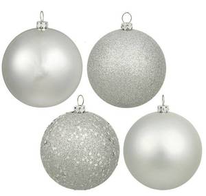 lot 1741 image: Silver Ornaments