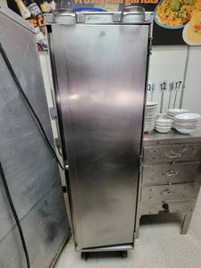 lot 3364 image: Prescion Heated Holding Cabinet Model RS-400 120 Volts 750 Watts