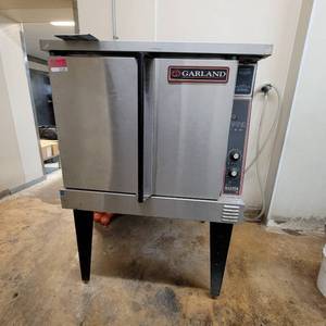 lot 33581 image: Garland 300 Full Size Convection Oven&nbsp