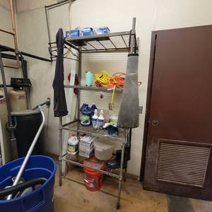 lot 33602 image: 4 Tier Metro Rack