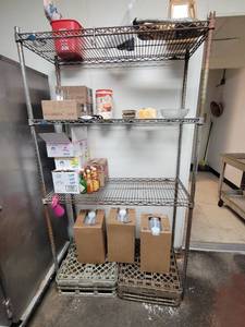 lot 33611 image: 4 Tier Metro Rack - CONTENTS NOT INCLUDED