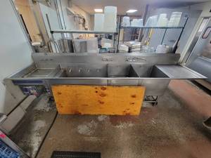 lot 33615 image: 3 Comp. Stainless Steel Pot Sink  Pre Sprayer&nbsp