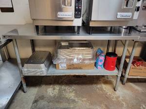 lot 33635 image: NSF Stainless Steel Station - CONTENTS NOT INCLUDED