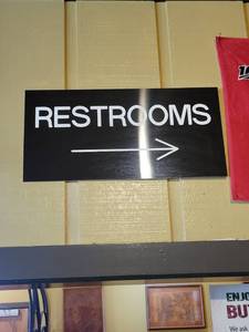lot 33664 image: Restrooms Sign