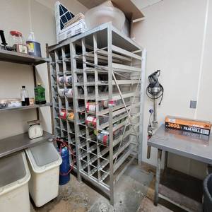 lot 336070 image: No. 10 ALWAYS CAN Storage Rack