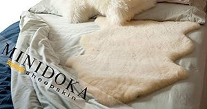 lot 3429 image: Minidoka Sheepskin Medical Underlay, Large Size, Natural Shape, Super Plush and Silky Soft Merino Lambskin, by Desert Breeze Distributing