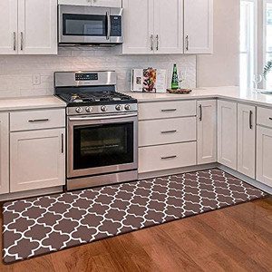 lot 5952 image: WiseLife Kitchen Mat Cushioned Anti-Fatigue Kitchen Rug, 17.3x 59 Waterproof Non-Slip Kitchen Mats and Rugs Heavy Duty PVC Ergonomic Comfort Mat for Kitchen, Floor Home, Office, Sink, Laundry, Brown