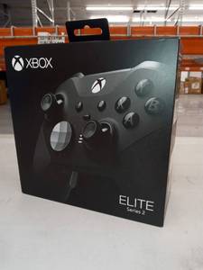 lot 1066 image: Xbox Elite Series 2 Remote TURNS ON USED