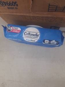 lot 1195 image: 8 Pack Of Cottonelle Flushable