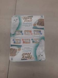 lot 1200 image: 24 Pack Of Fancy Feast Canned Cat Food