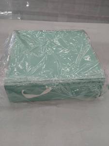 lot 1260 image: 10x10 Jewelry organizer box with key