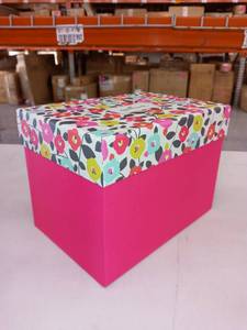 lot 1327 image: Hallmark Handmade All Occasion Assortment Box