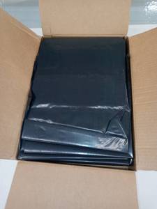 lot 1333 image: 55-60 Gallon Container Trash Bags AMOUNT UNKNOWN
