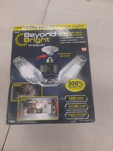 lot 1381 image: Beyond Bright Led Garage Light