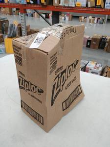 lot 1540 image: Ziploc Slider Storage Bags With Power Shield Technology Gallon Bag. BOX IS DAMAGED
