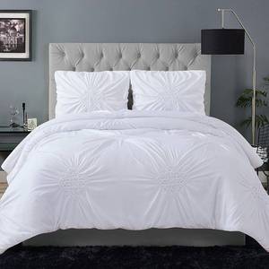 lot 9868 image: Christian Siriano Georgia Rouched 2 Piece Twin Xl Comforter Set Bedding