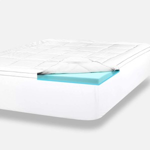 lot 9725 image: ViscoSoft 4 Dual Layer Memory Foam Mattress Topper Twin