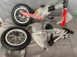 lot 1582 image: Hedy Pro Kid Bike