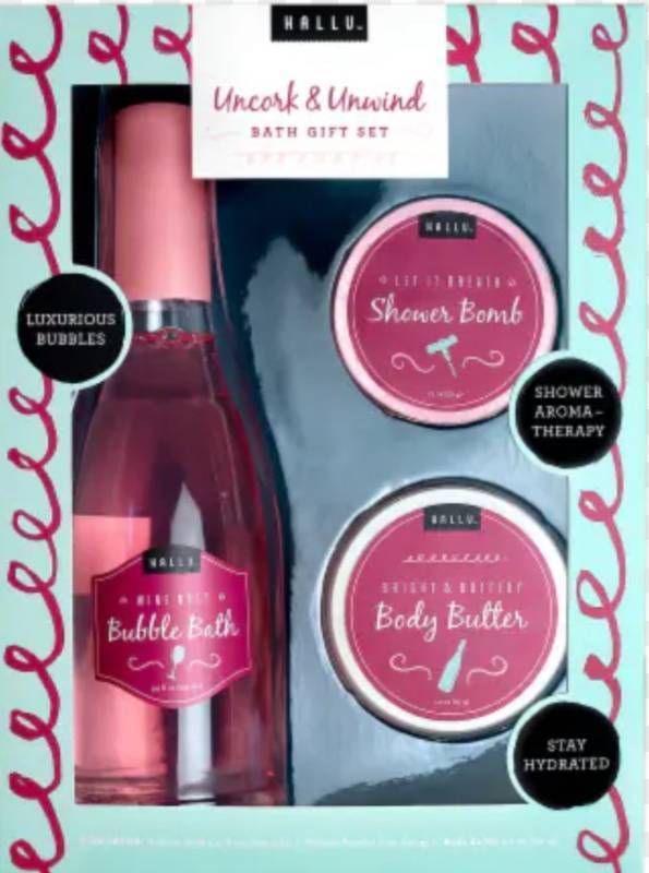 lot 60077 image: HALLU UNCORK & UNWIND BATH GIFT SET