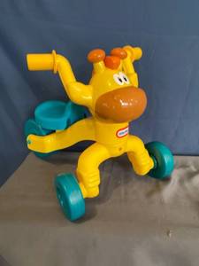 lot 1831 image: Little Tikes Trike