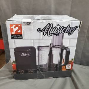 lot 20495 image: NUTRICHEF 12 CUP FOOD PROCESSOR