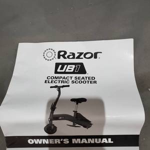 lot 20546 image: RAZOR UB1 COMPACT SEATED ELECTRIC SCOOTER